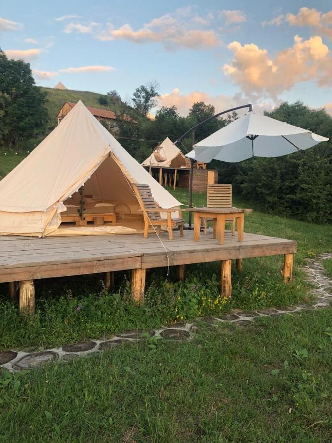 Alereks Mountain Camping Dsegh Екстер'єр фото