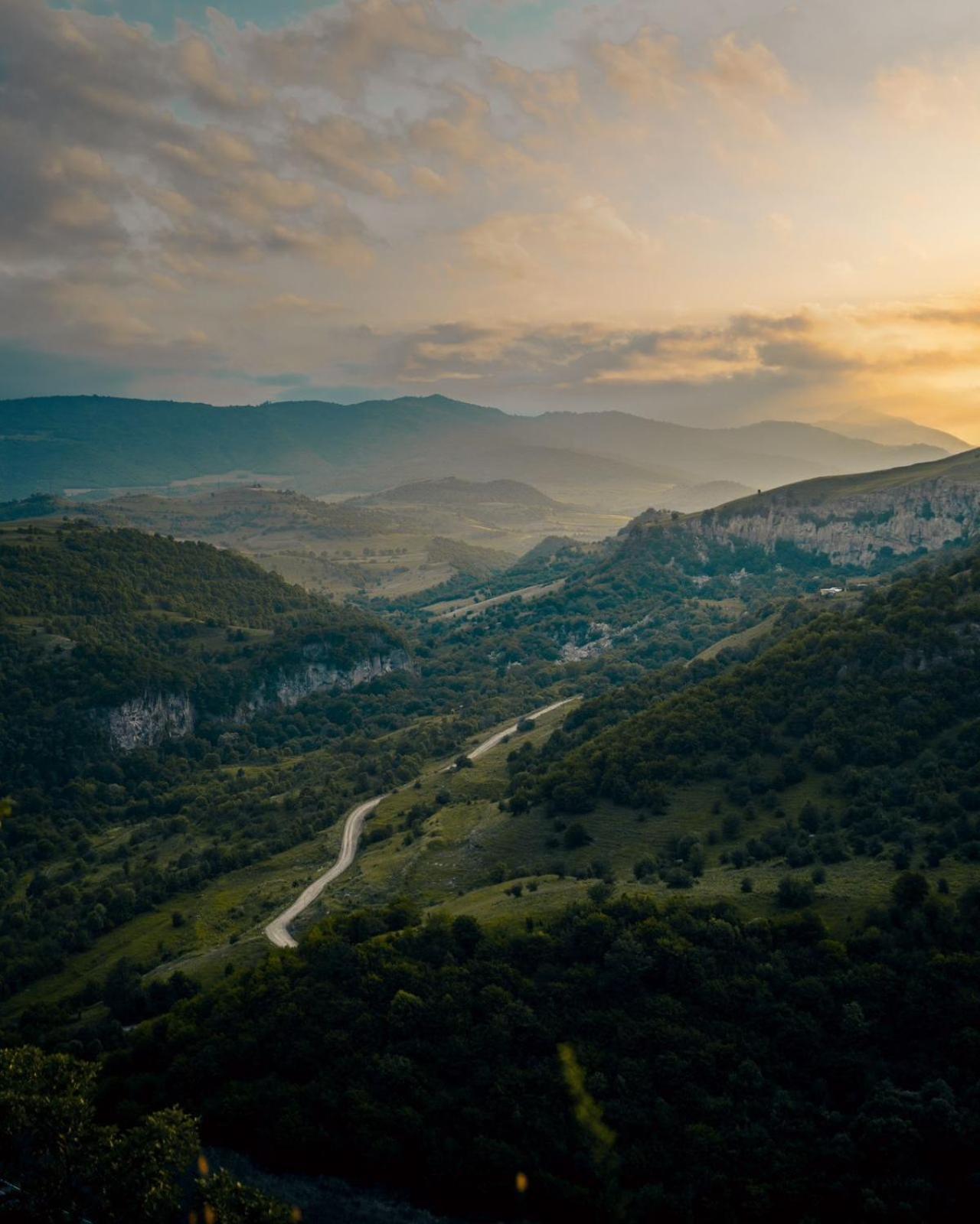 Alereks Mountain Camping Dsegh Екстер'єр фото